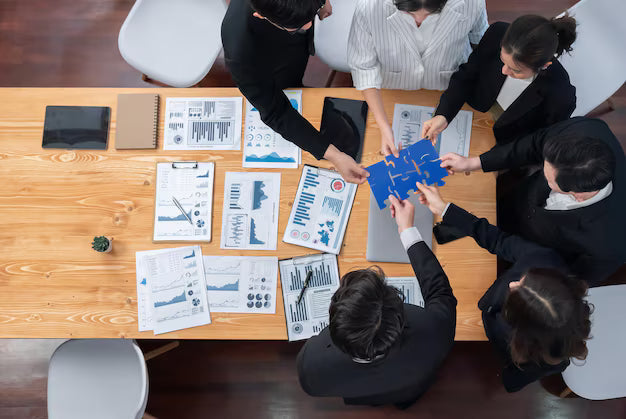 How To Design Consulting Engagement Governance Using A Governance Model Template In PowerPoint